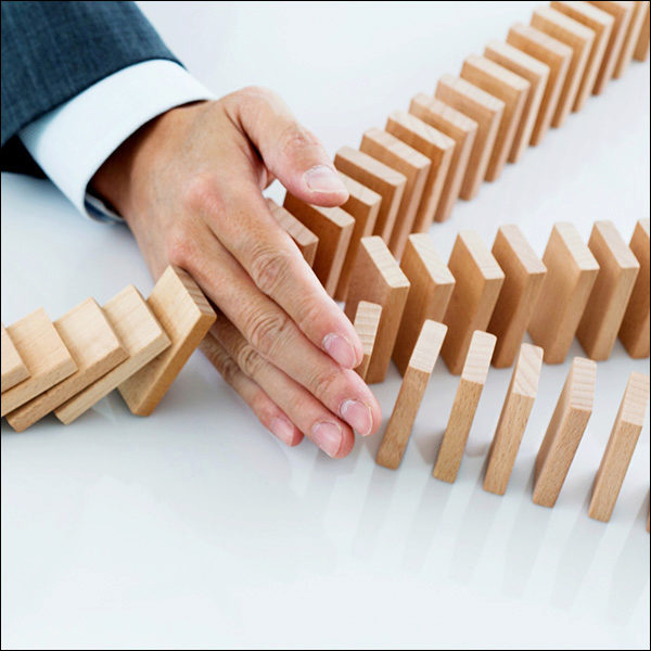 Managing Business and Financial Uncertainty in a Crisis